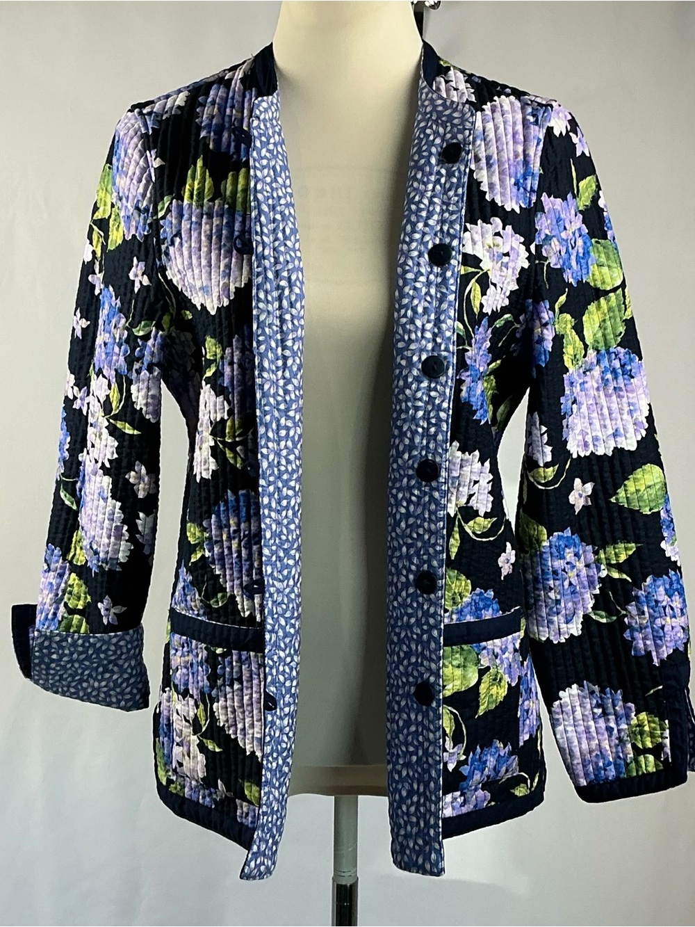 Appleseed’s Reversible Hydrangea Floral Quilted Jacket M